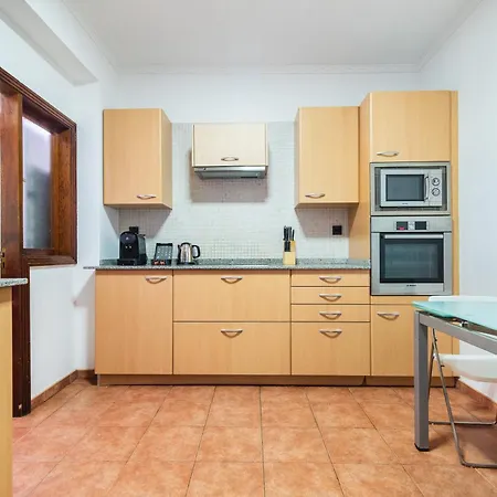 Mesa Y Lopez Deluxe *