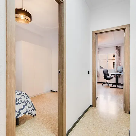 Apartamento Mesa Y Lopez Deluxe *