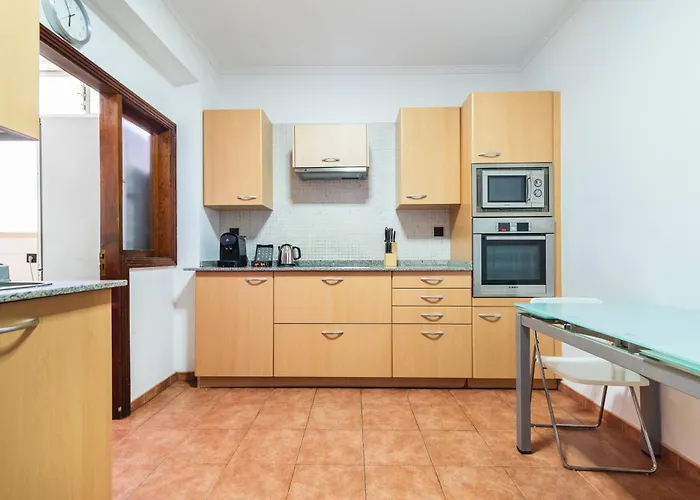 Mesa Y Lopez Deluxe *